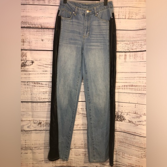 Women’s jeans with black snake skin side stripe - Picture 2 of 15